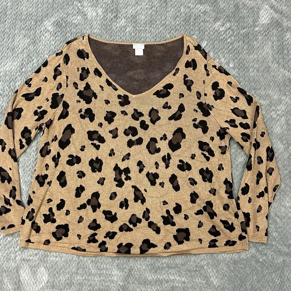 Chico's V-Neck Lightweight Sweater Leopard Animal Print XL Stretchy Comfort Knit